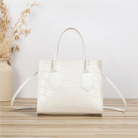 ⚠️Clearance White Crocodile Print Mini Square Crossbody Handle Bag - Picture 4 of 4